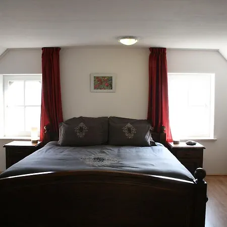 Bed & Breakfast Logies De Klaproos Stevensweert